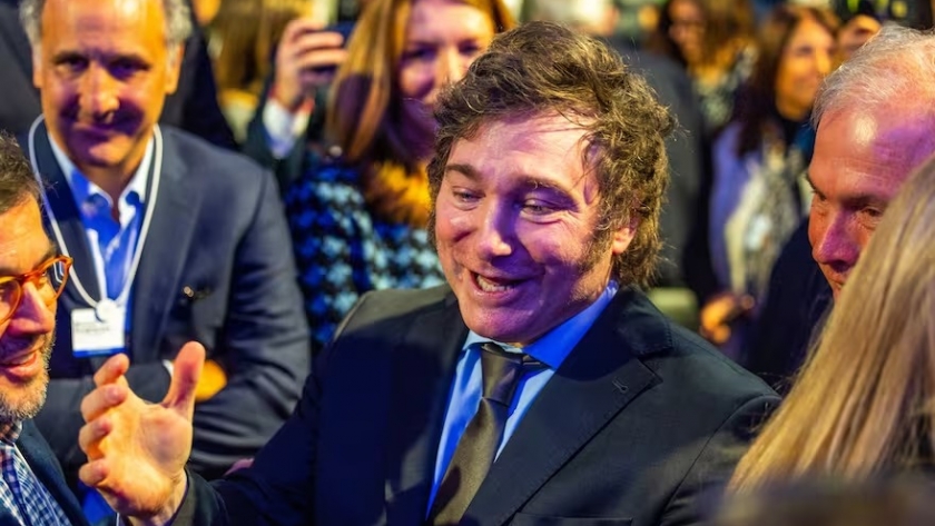 Estupor y sorpresa en la audiencia que escuchó el fuerte discurso de Javier Milei