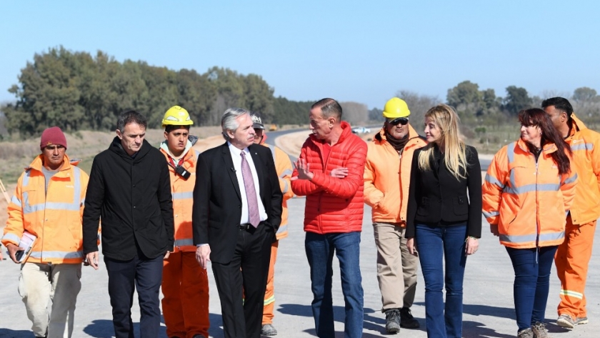 El presidente recorrió las obras de la nueva Variante Cañuelas que conectará la Autopista Ezeiza-Cañuelas con la Ruta Nacional 3