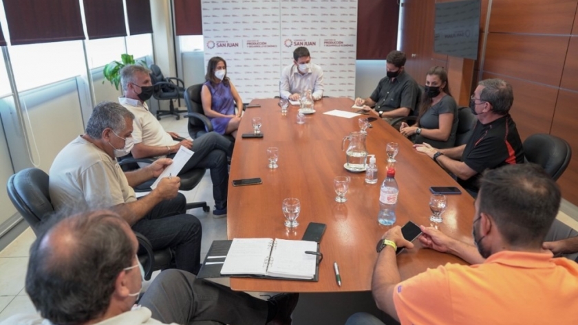 Producción y Turismo apuestan al trabajo de los hoteleros y gastronómicos