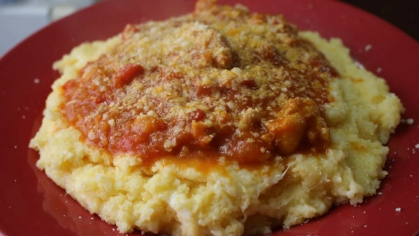 Tres salsas par acompañar un buen plato de polenta, el clásico más económico para combatir el frío
