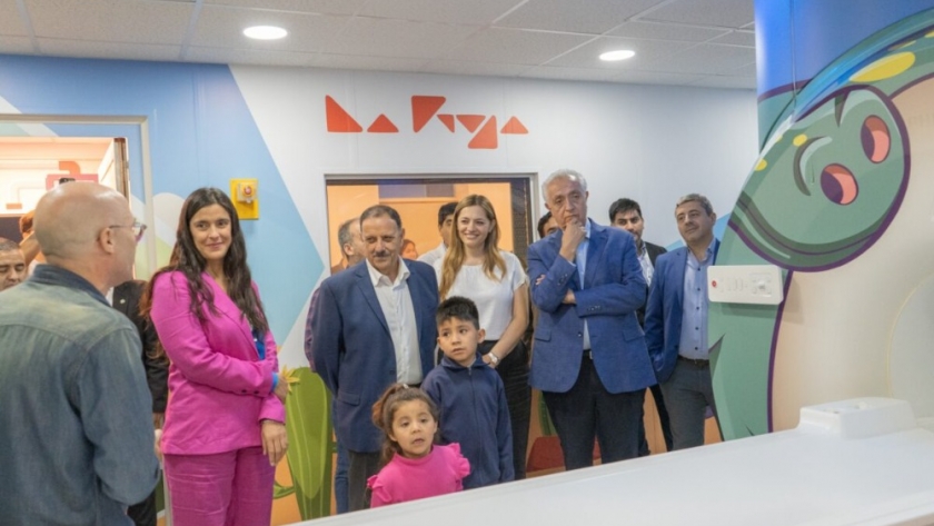 Quintela inauguró el resonador del Hospital de la Madre y el Niño