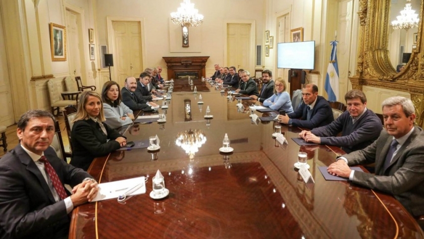 El Presidente y los gobernadores coincidieron en avanzar para que la Corte tenga 25 miembros