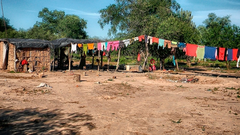 Los wichis sobreviven en medio de la pobreza y el abandono extremo 