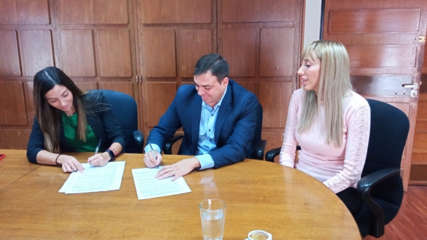 Economía y el municipio de Los Altos firmaron convenios en pos de modernizar la Administración Municipal