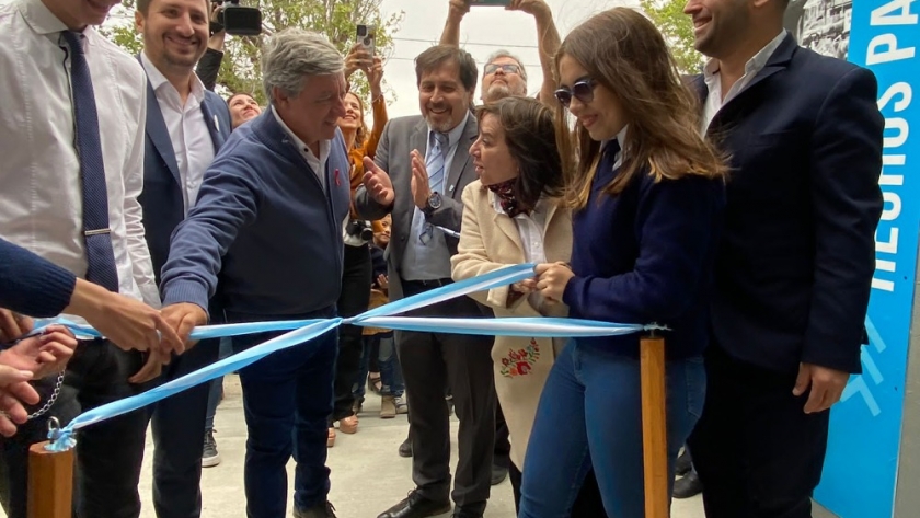 Velázquez: “Esta inauguración da cuenta del crecimiento de la educación pública en Santa Cruz”