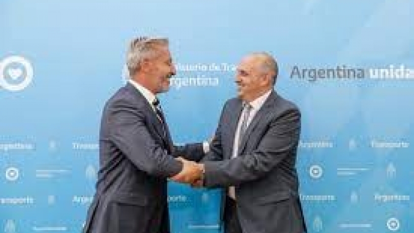 Fondo Compensador 2022: Guerrera y Arcioni firmaron el convenio para que Chubut reciba la asistencia económica para el transporte automotor