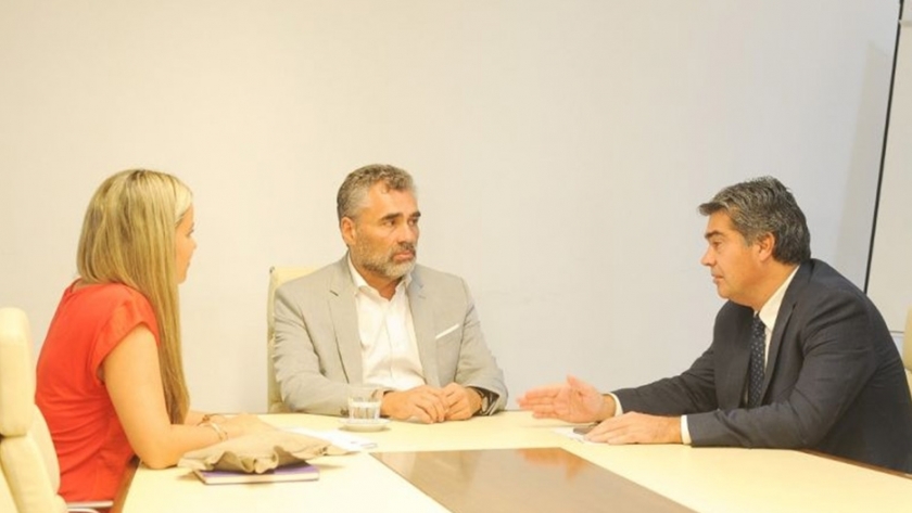 El gobernador acordó reprogramación de deuda de ANSES y busca estrategias  de compensación del déficit previsional