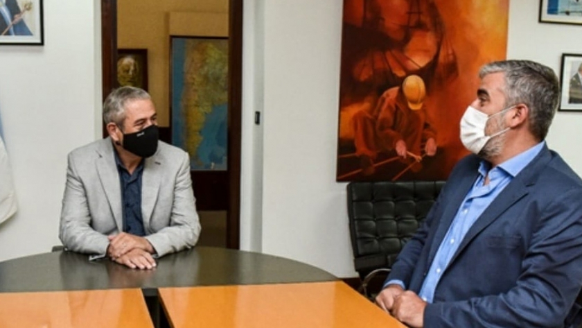 El ministro Rodríguez Saá se reunió con funcionarios nacionales para dialogar sobre futuros planes de viviendas