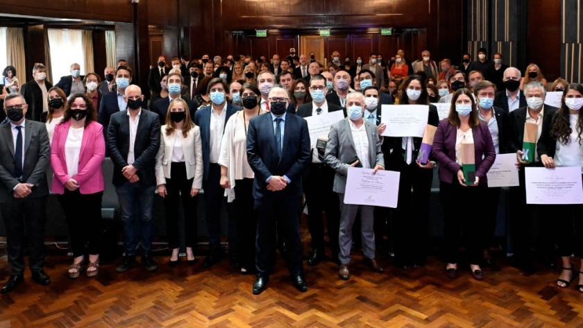 Kulfas y Castellani entregaron el Premio Nacional a la Calidad 2021