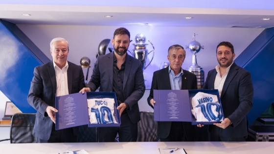 Vélez inauguró un parque solar en el Amalfitani y cubrirá el 25% de su consumo eléctrico