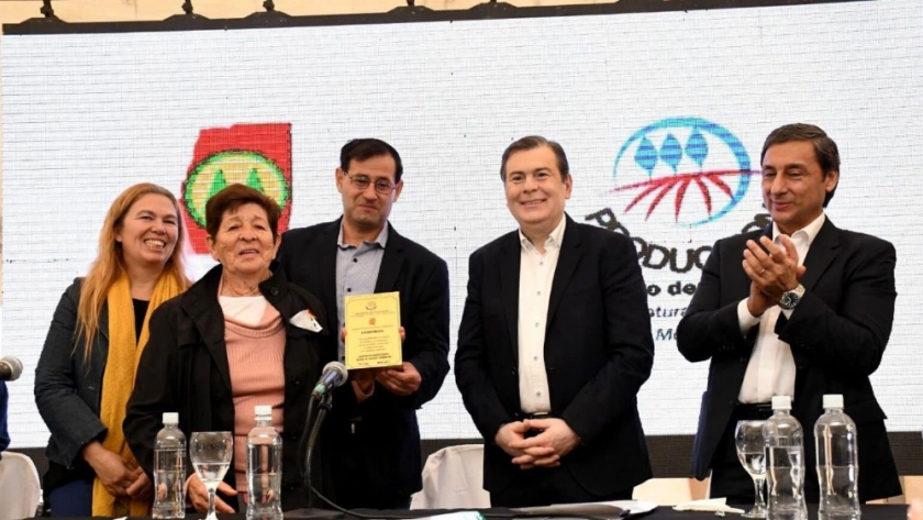 El Gobernador participó del II Encuentro Provincial de Cooperativas Agroalimentarias