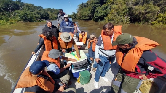 Autoridades entrerrianas y uruguayas recorrieron islas y canales verdes del río Uruguay