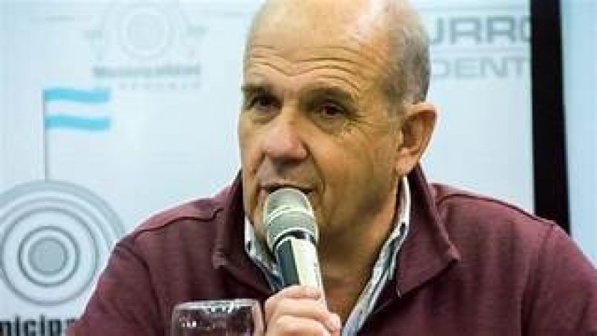 El intendente de Pehuajó aseguró que no cobrará ninguna tasa y denunció falsedades
