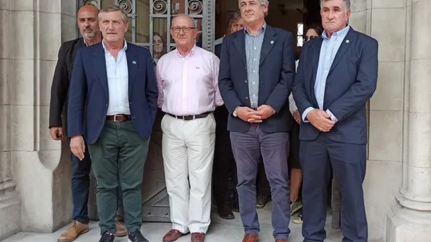 DNU, ley ómnibus, ley de tierras y semillas: el pedido que prepara la Mesa de Enlace a los gobernadores para ganar apoyo