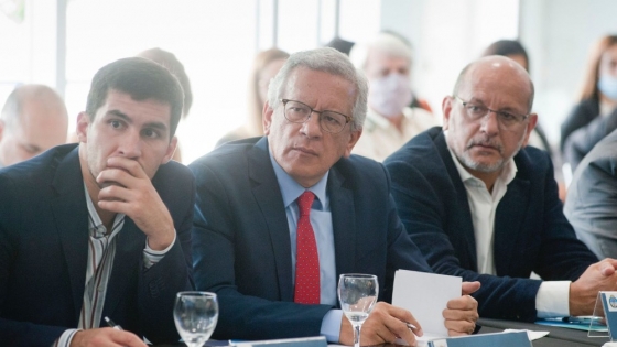 El ministro Molina participó de la presentación de los programas “Construir Ciencia” y “Equipar Ciencia”