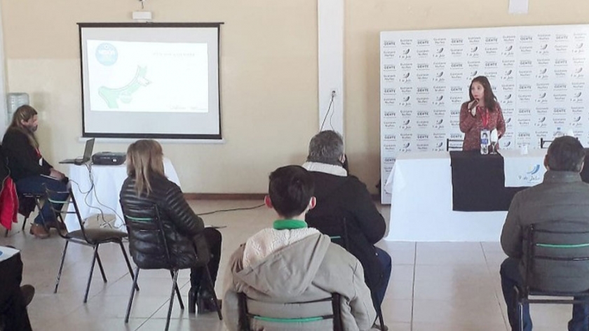 Ambiente capacitó a personal de la Municipalidad 9 de Julio