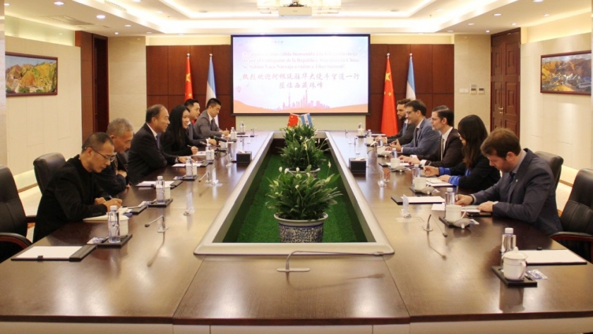 Empresa china anuncia inversiones en litio en Argentina por más de 2.000 millones de dólares