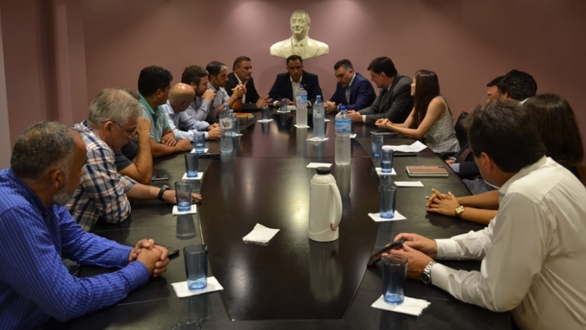 El gobierno de la provincia le exigió a SINOPEC cumplir con las inversiones