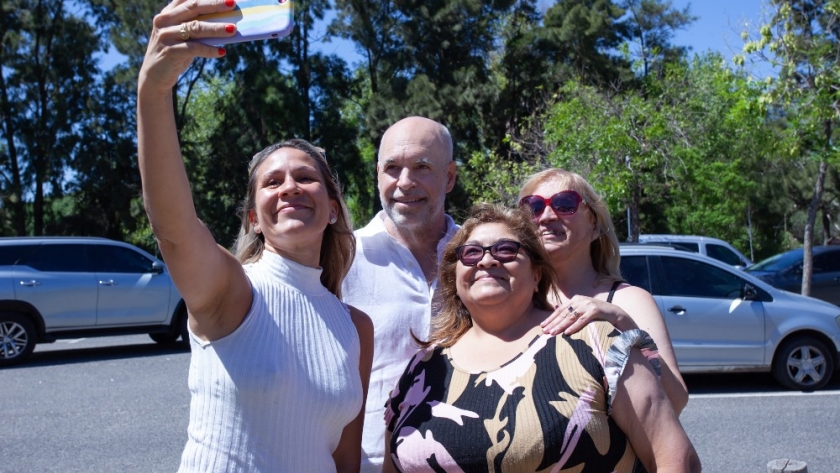Rodríguez Larreta anunció la entrega gratuita de pulseras para evitar que los chicos se pierdan en los eventos masivos