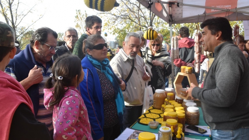 Productores y vecinos confluyeron en una gran jornada productiva