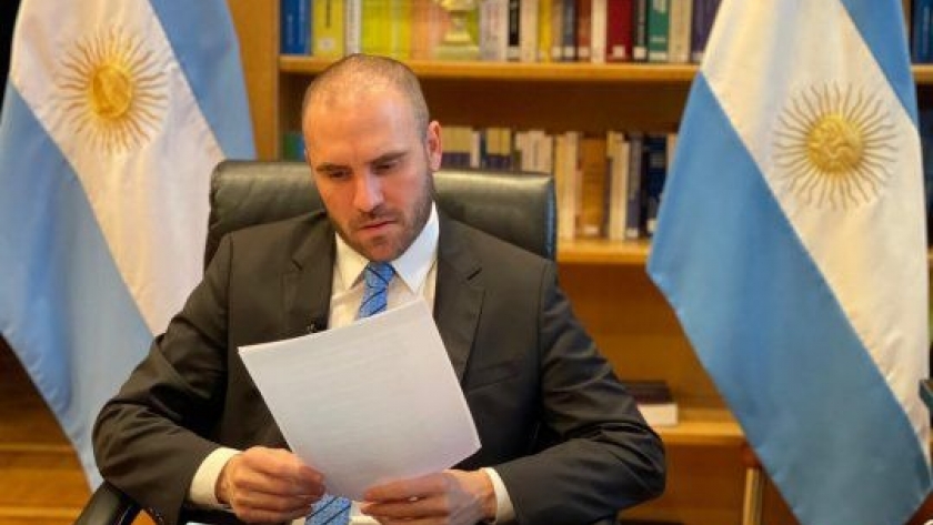 El ministro Martín Guzmán disertó en el Foro Económico Internacional de San Petersburgo