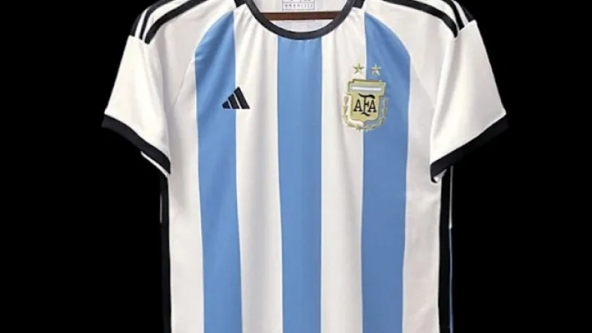 Mundial de Qatar: así es la ruta de las camisetas truchas de la Selección Argentina, un negocio millonario
