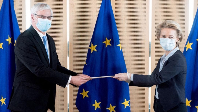 El Embajador Pablo Grinspun presentó sus cartas credenciales en la Unión Europea