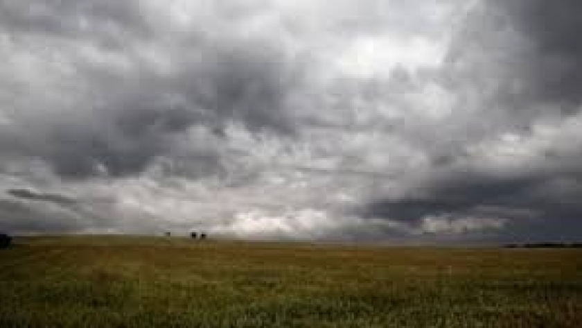 Estiman un trimestre con lluvias para el centro y este del país
