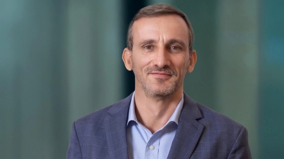 La cadena Carrefour redefine su futuro en el país y avanza con la venta de su filial local