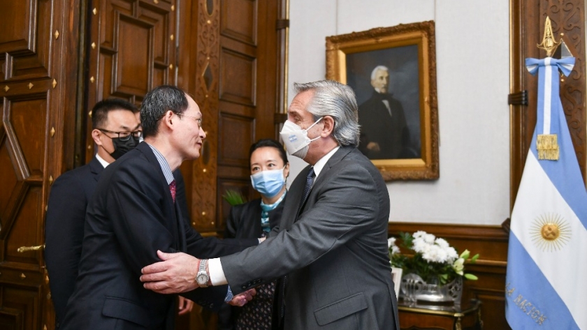 El Presidente recibió a representantes de la minera china Zijin, que realizan millonaria inversión en Catamarca