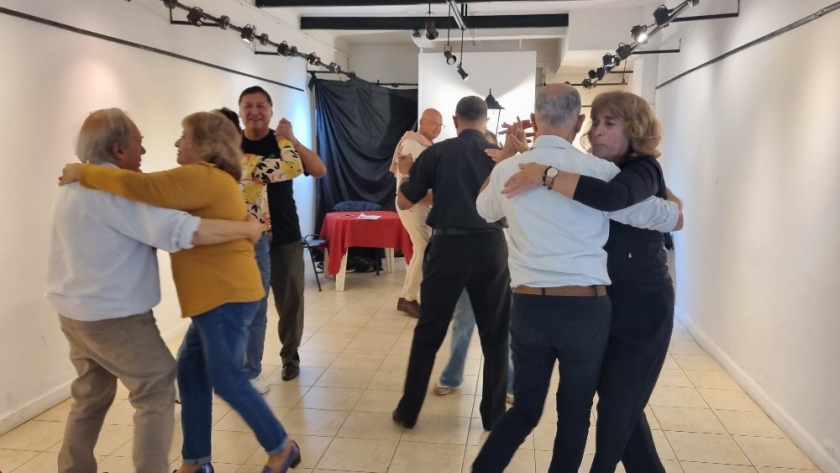 Rojas celebró el Día Mundial de la Danza bailando todos los estilos