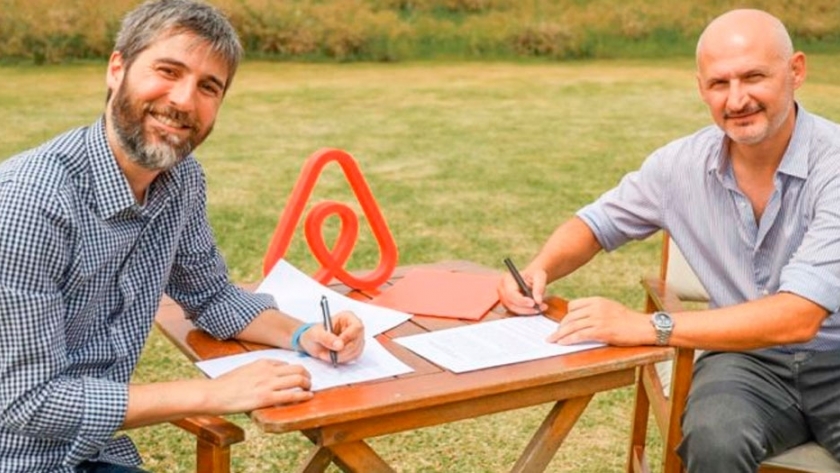 Corrientes busca impulsar el turismo sostenible mediante un acuerdo con Airbnb