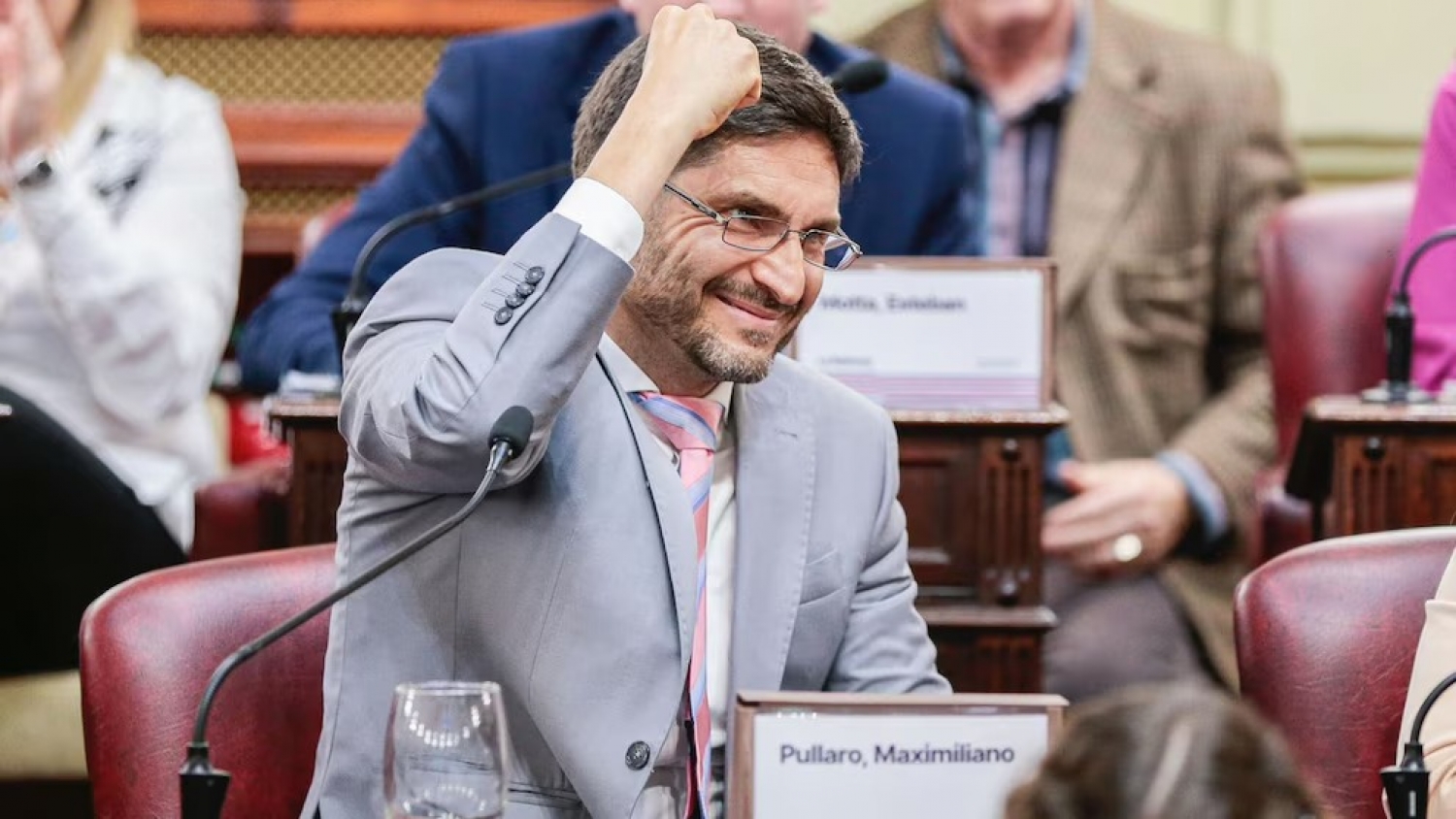 Santa Fe vuelve al crédito internacional con una emisión récord de USD 800 millones al 8,10%