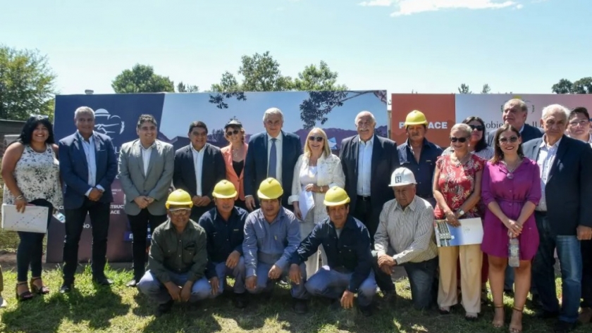 Morales puso en marcha la construcción de otra escuela financiada con la energía de Cauchari
