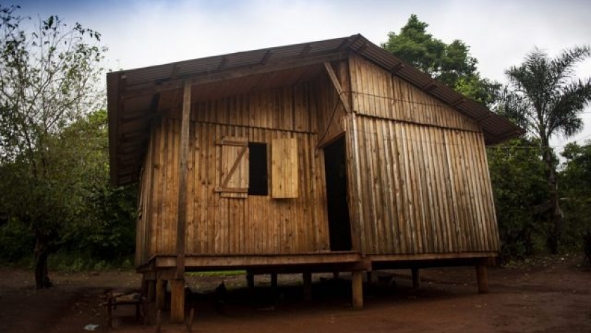 Construyen casas y capacitan a una comunidad originaria misionera