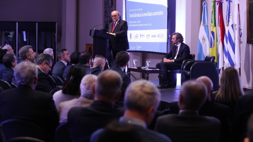 Mendiguren: “Argentina tiene todo para ser protagonista de la transición automotriz a la movilidad sustentable”