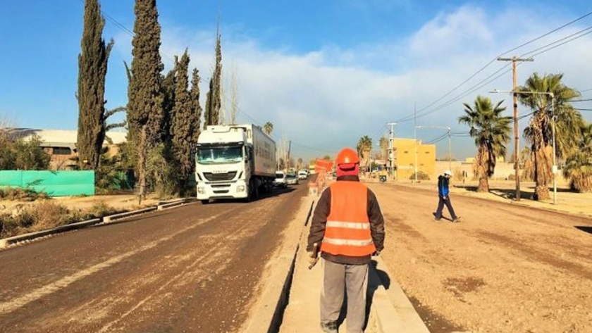 La recuperación integral de la calle Severo del Castillo está en el 60%