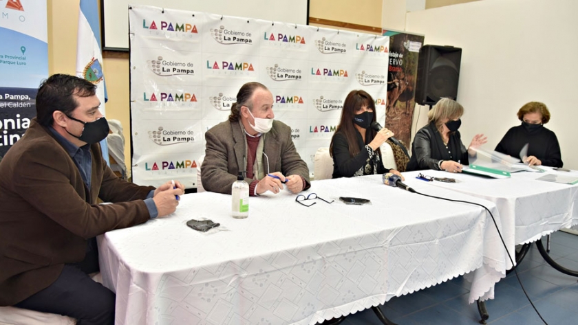 Firma de convenio complementario al tratado "El Caldén"