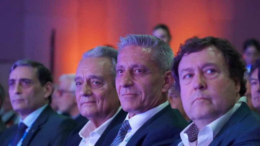 Arcioni participó en Buenos Aires de la inauguración de la Expo Argentina Oil & Gas