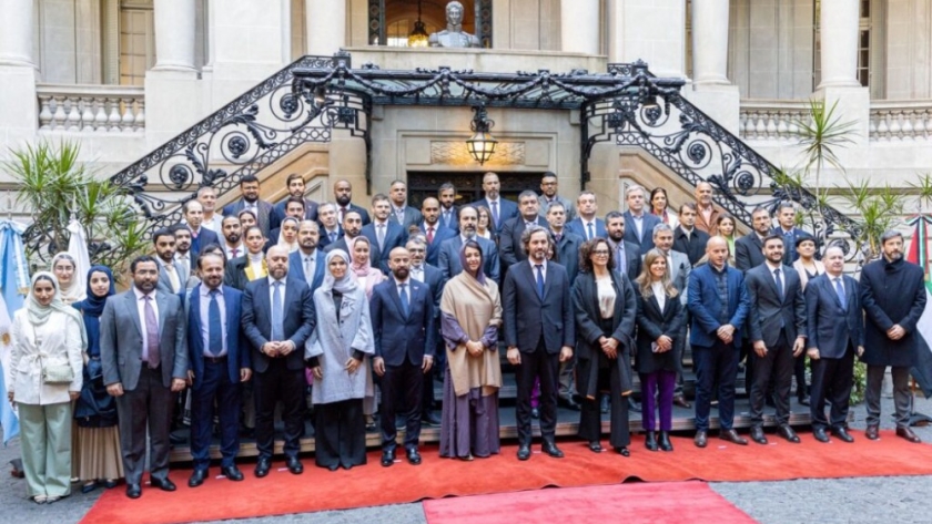 Gobierno participó de un encuentro con representantes de fondos de inversión de los Emiratos Árabes Unidos