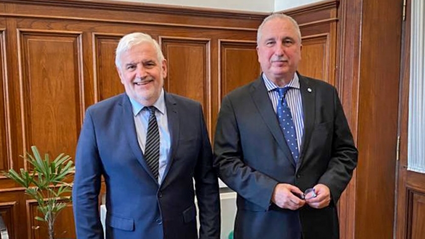 Passalacqua se reunió con funcionarios nacionales para abordar la situación del INYM