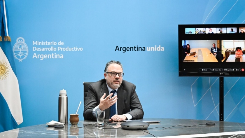 Kulfas participó de la presentación del primer sistema de Teleoperación Remota en Argentina de Newmont Cerro Negro
