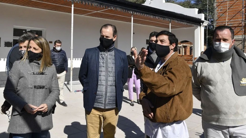 Para Bordet también son prioritarias las obras en escuelas de pequeñas localidades y en zonas rurales