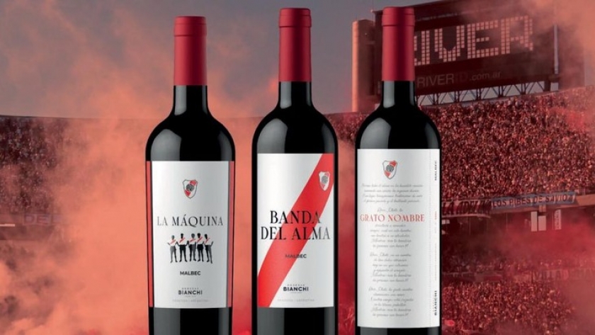 Bodegas Bianchi presenta las etiquetas de River y Boca