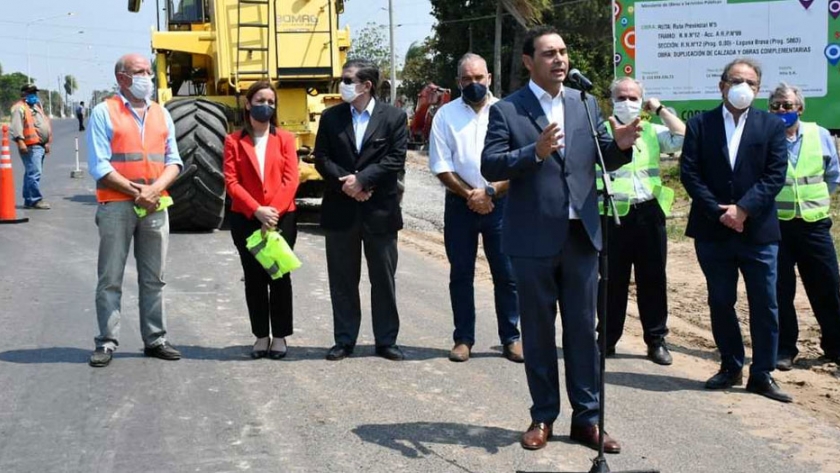 Valdés puso en marcha ensanchamiento de la Ruta provincial N°5