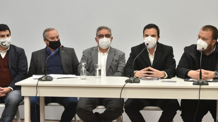 El Gobierno y el BNA lanzaron paquete extraordinario de medidas para la industria, comercio y turismo