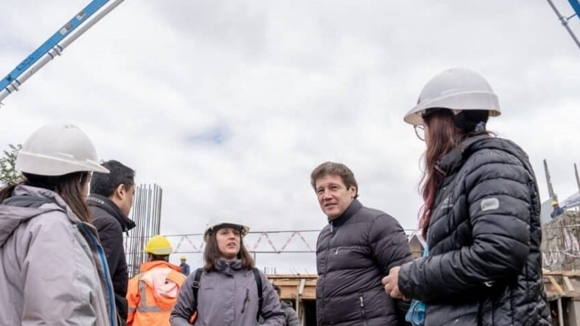 Melella recorrió la obra del nuevo edificio donde funcionará Escuela provincial N°40