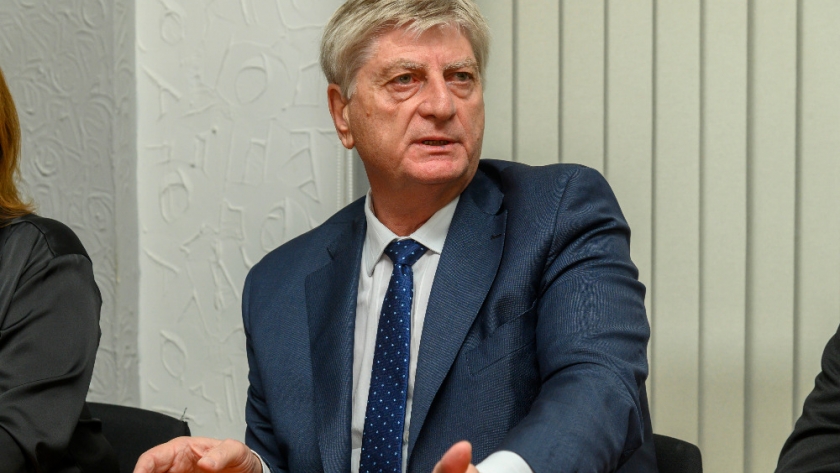 Ziliotto se planta por el INTA: “Defenderlo es apostar al futuro del campo argentino”