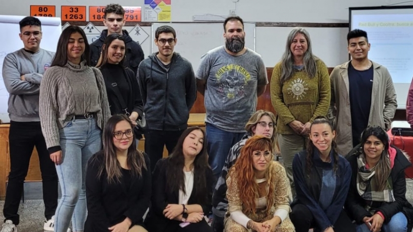 Provincia impulsa capacitación gratuita en ventas para comerciantes, productores y emprendedores