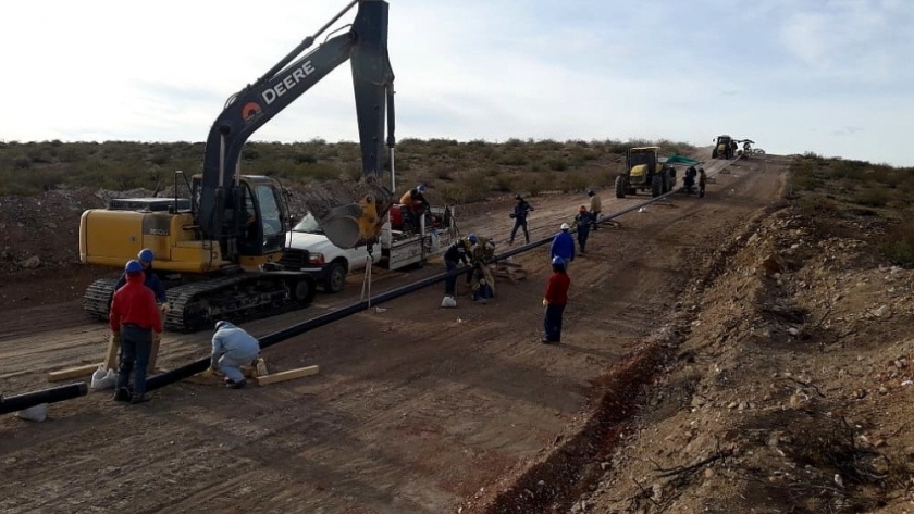 Histórico: el gas ya atraviesa la Región Sur y llegó a Maquinchao